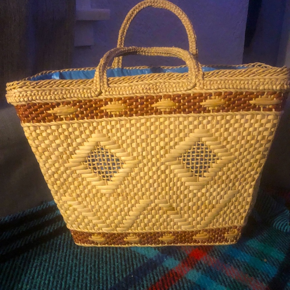 As New! Handwoven Tan and Brown Tote Bag w. Lining